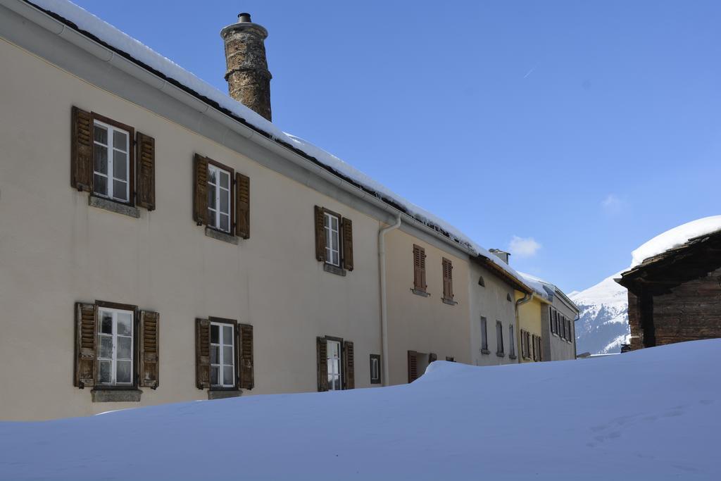 Studios Du Valsorey Bourg-Saint-Pierre Exterior foto